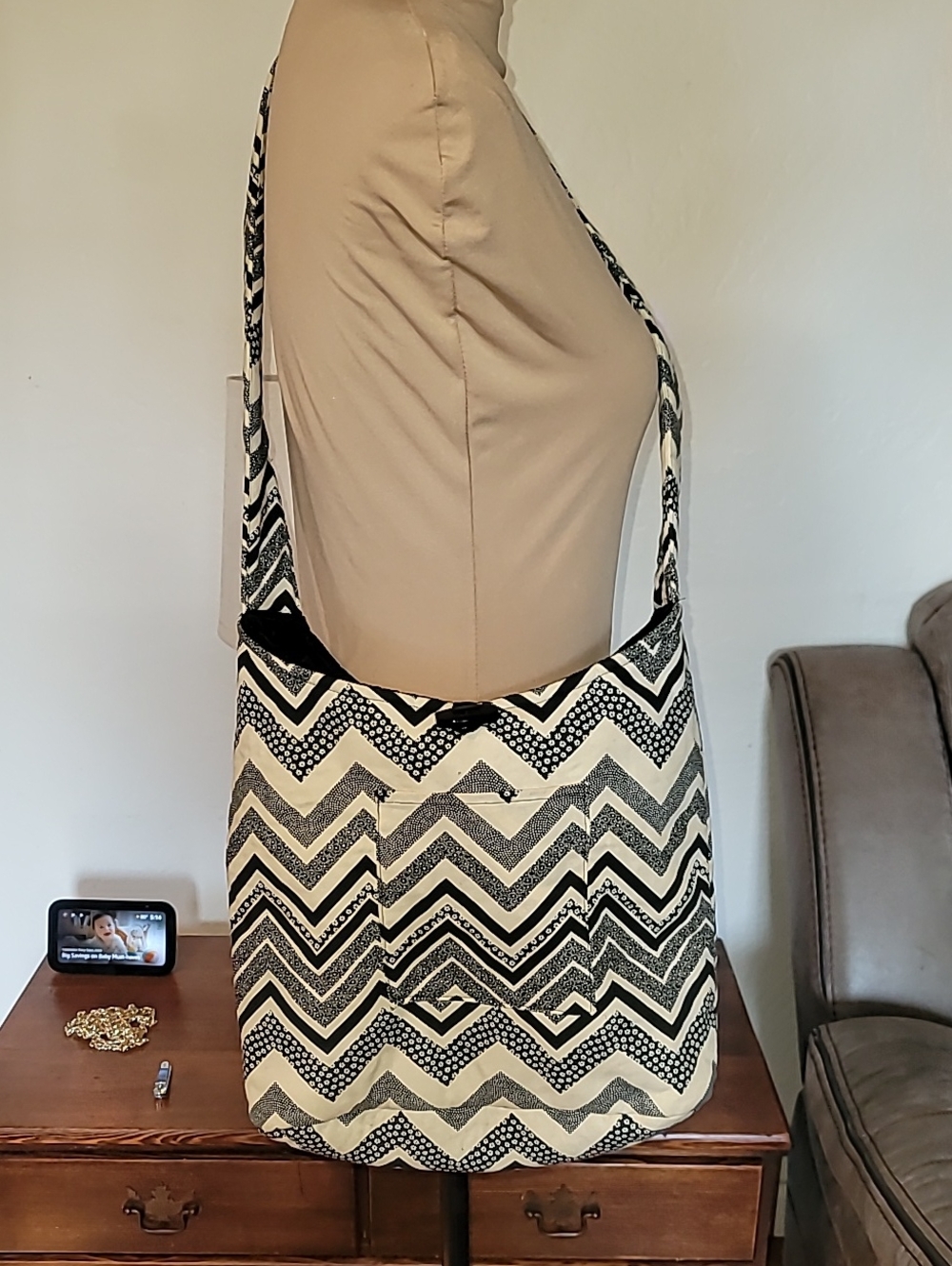 Neutral Chevron Canvas Crossbody Bag - Black & Cream